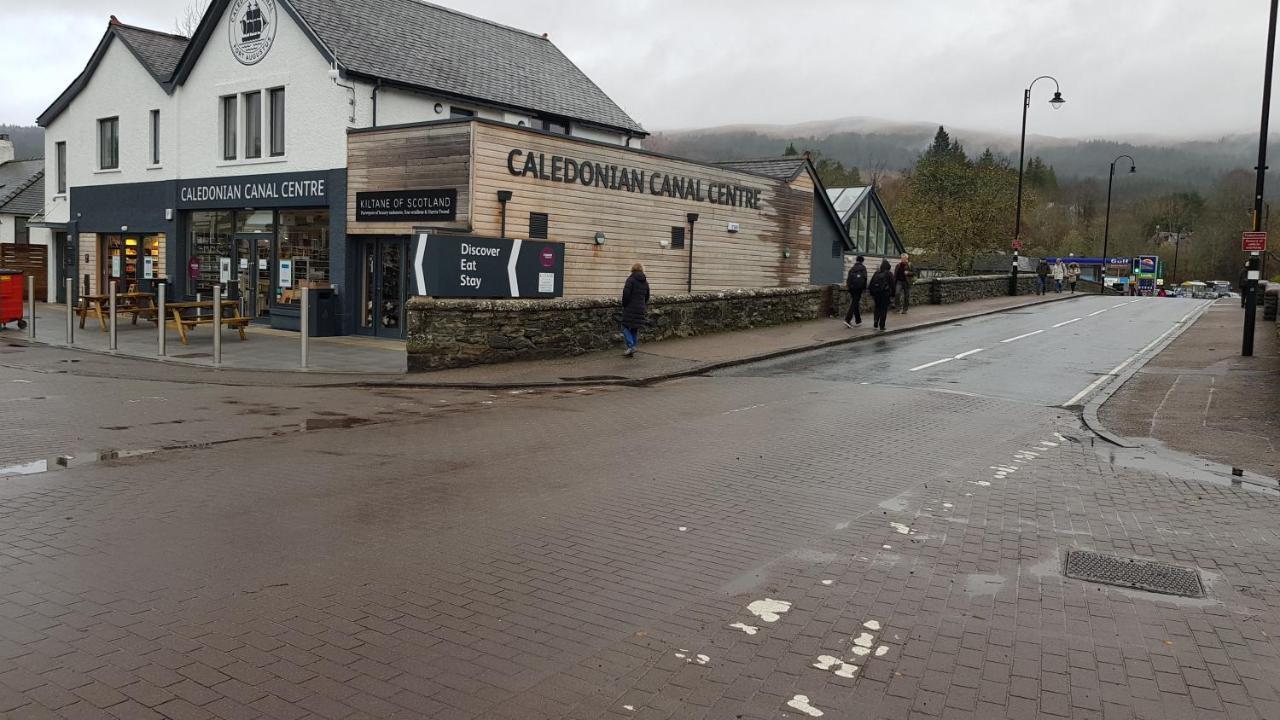 Old School Apartments With A View Fort Augustus Exteriör bild