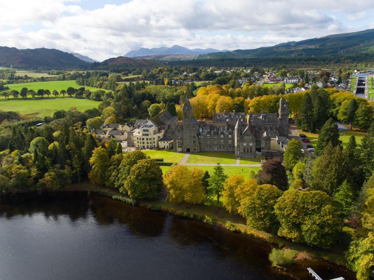 Old School Apartments With A View Fort Augustus Exteriör bild
