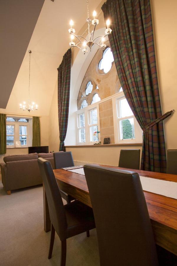 Old School Apartments With A View Fort Augustus Exteriör bild